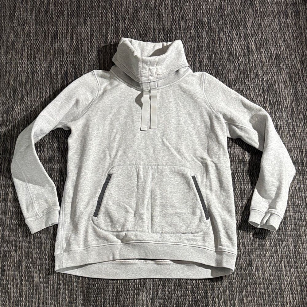 Lululemon Avenue Pullover Turtleneck Sweater Heathered Grey Cotton Fleece Size 8